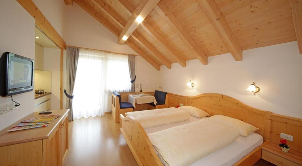 Apartments Lasteis La Villa  Kültér fotó