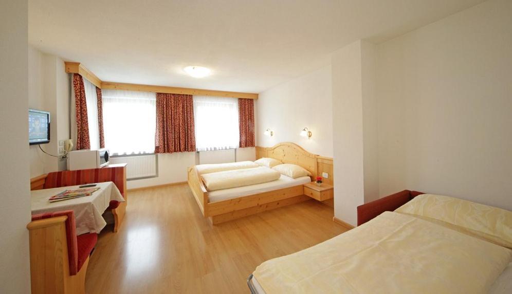 Apartments Lasteis La Villa  Kültér fotó